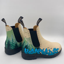 Load image into Gallery viewer, Woodland x Street Art - BLUNDSTONE BOOTS
